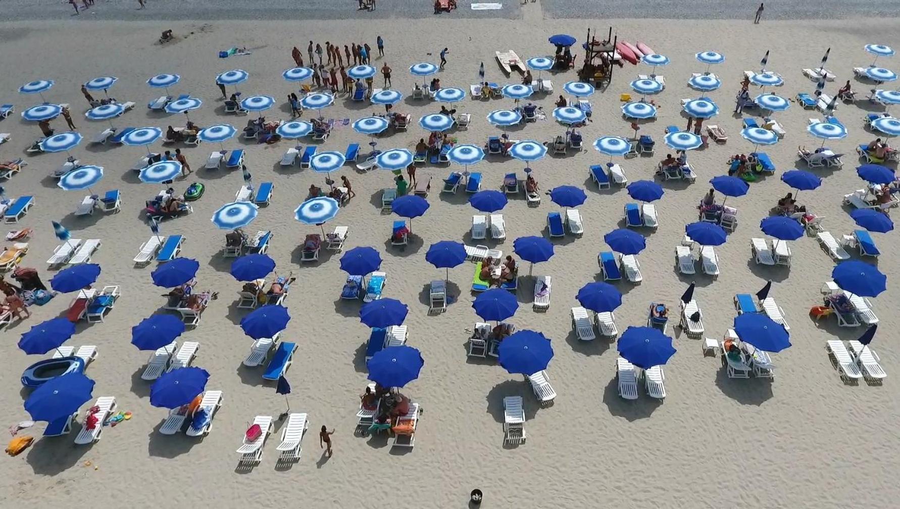 Club Esse Aquilia Beach Village 바돌라토스타지오네 외부 사진